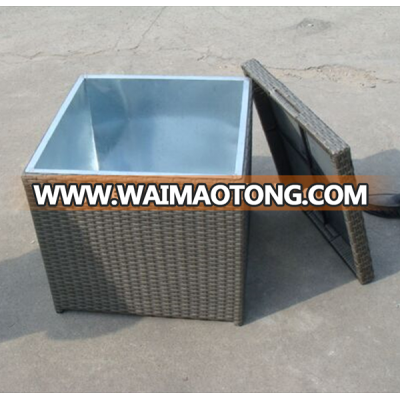 rattan ice box 14079