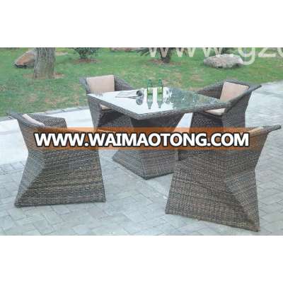 2017 European Style Luxury Dining Room Furniture Rattan Dining Set