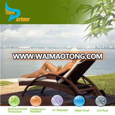 Rattan Furniture Top Folding Sun Lounger Beach Bed with Wheels