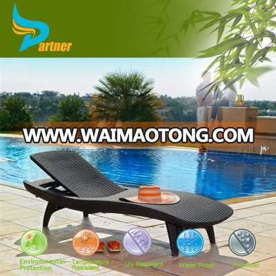 Partner Elegant Swimming Pool Rattan/Wicker Sun Lounge Portable Beach Bed